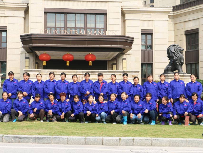 場(chǎng)地開荒